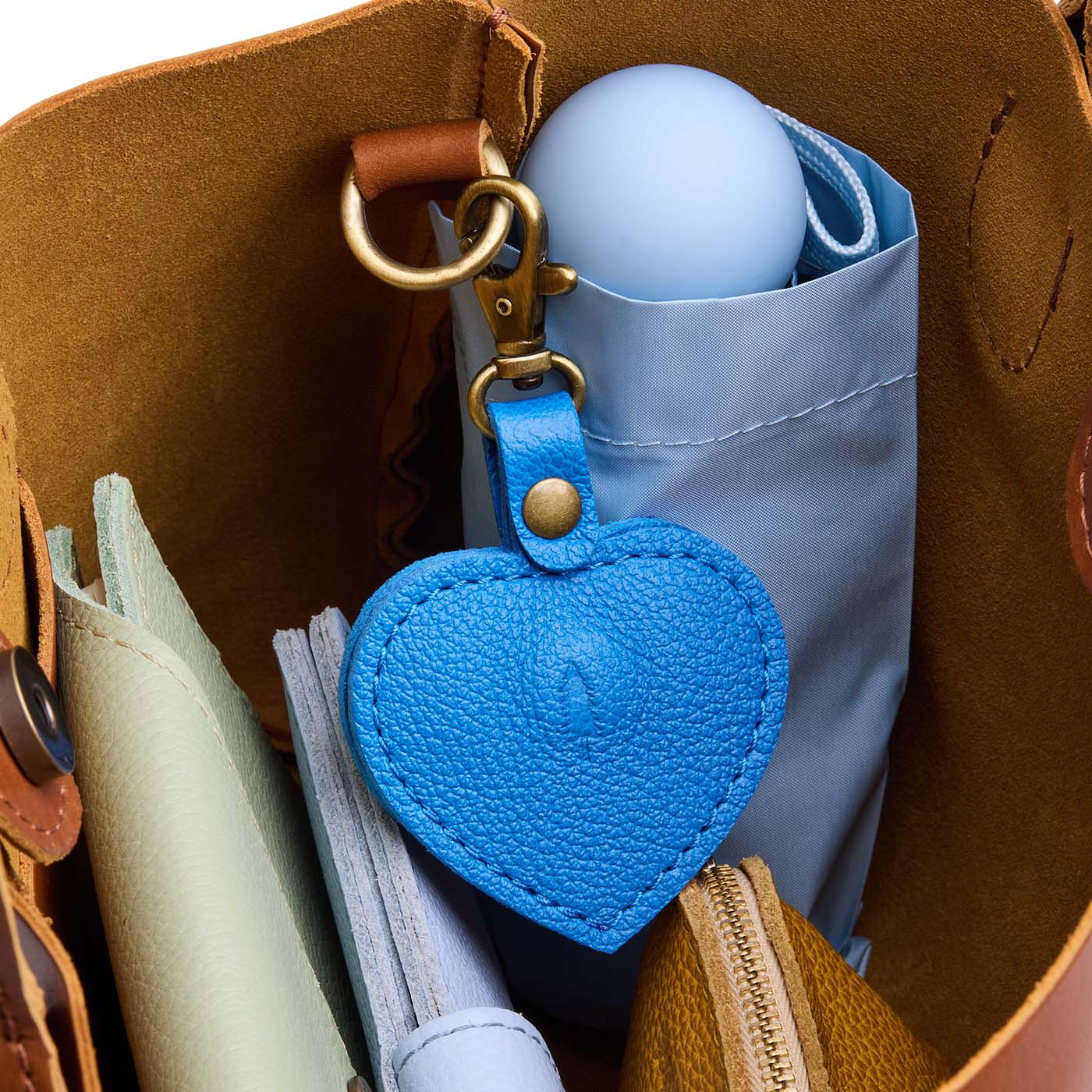 Heart AirTag Holder