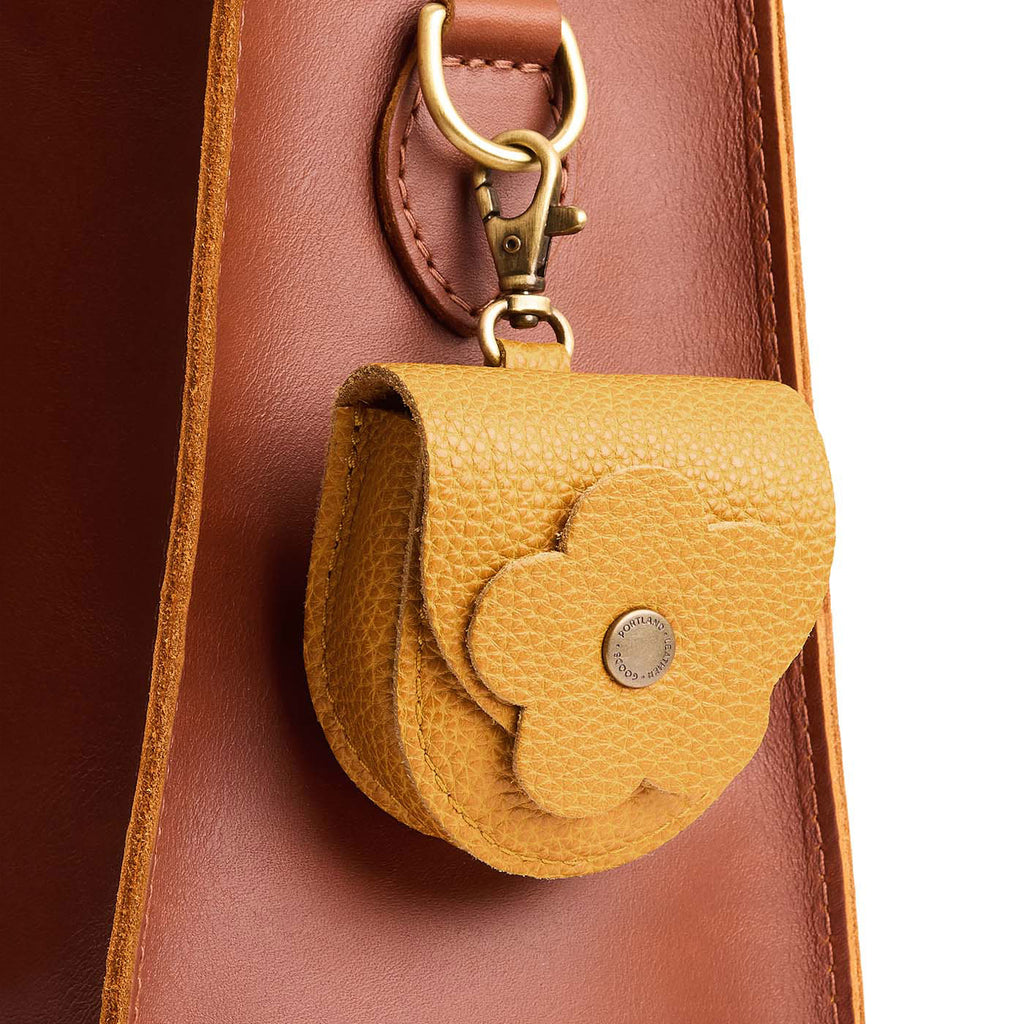 'Almost Perfect' Petunia Pouch