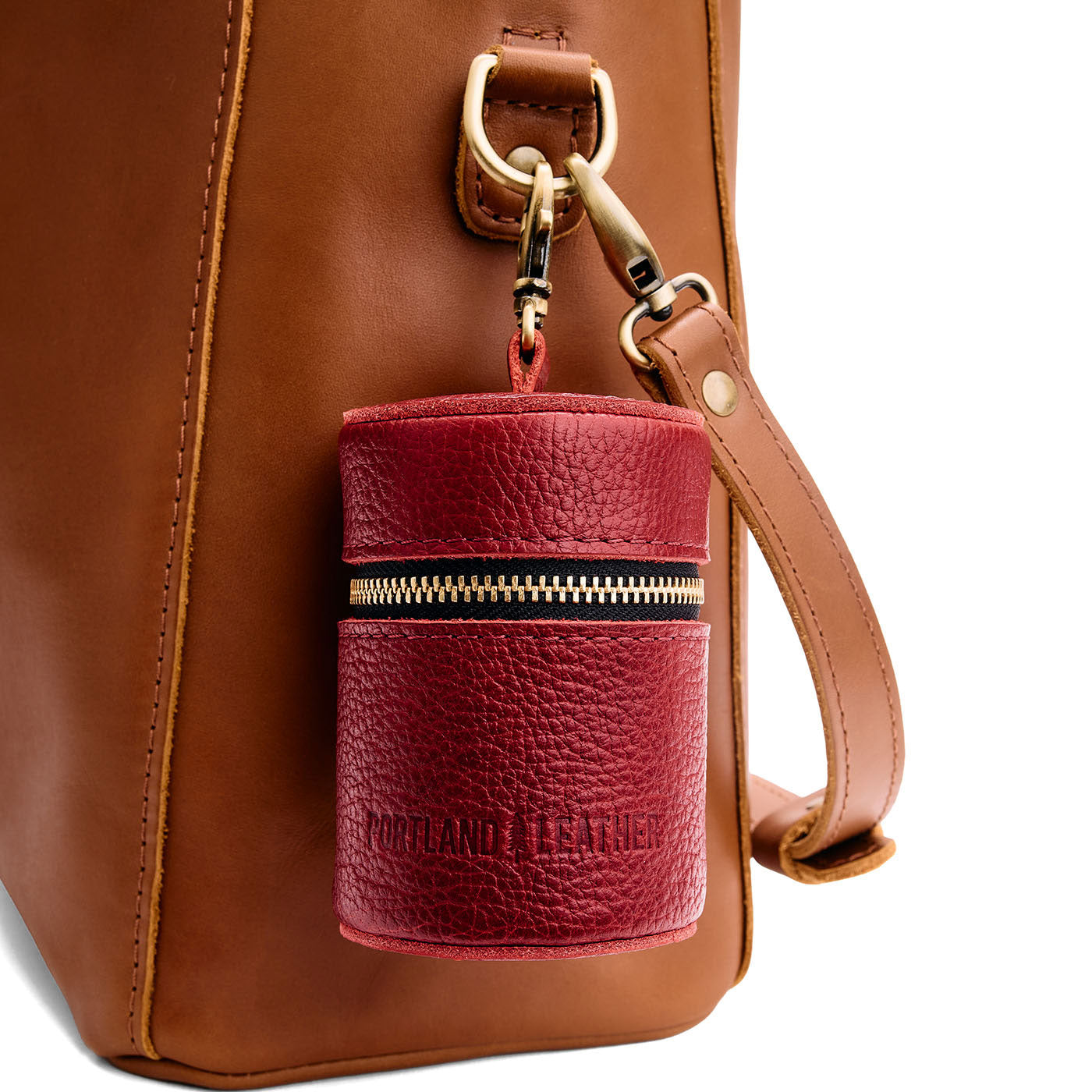Rollie Pouch