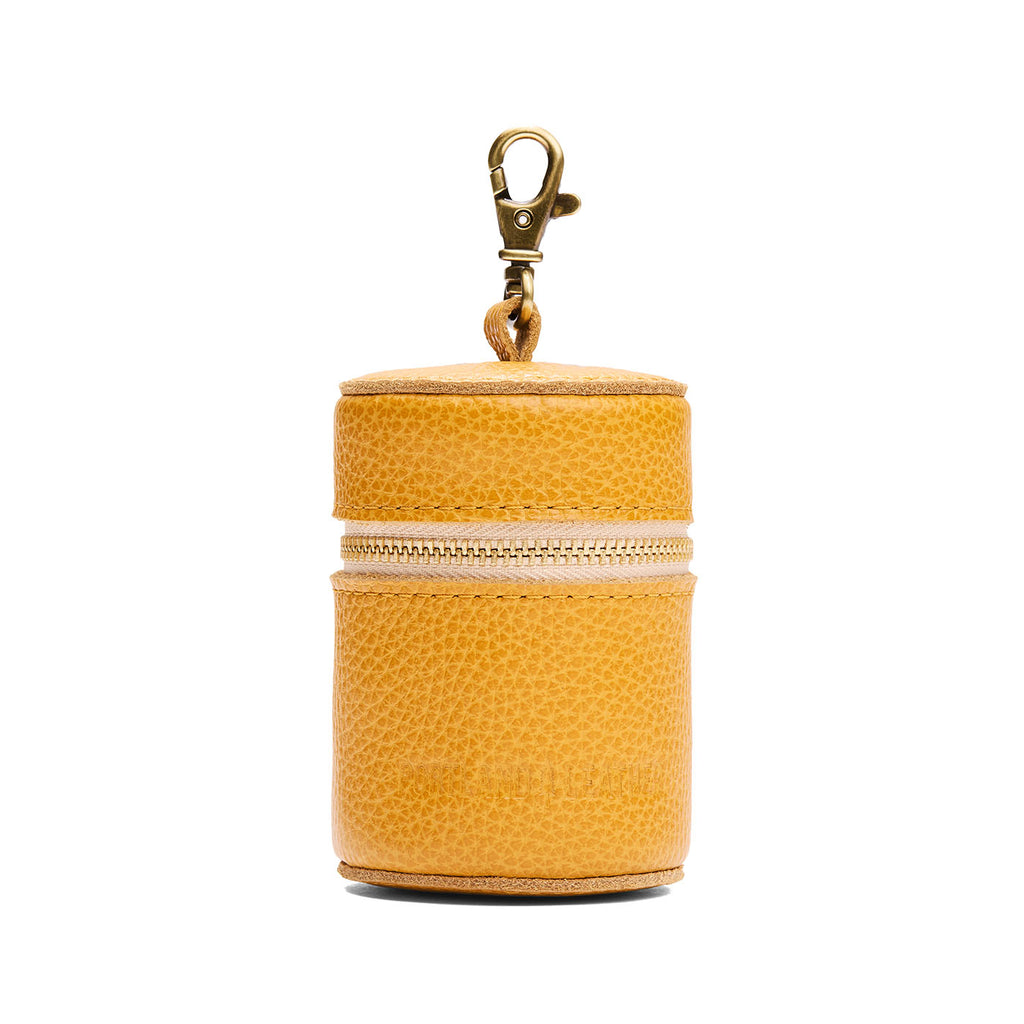 Rollie Pouch