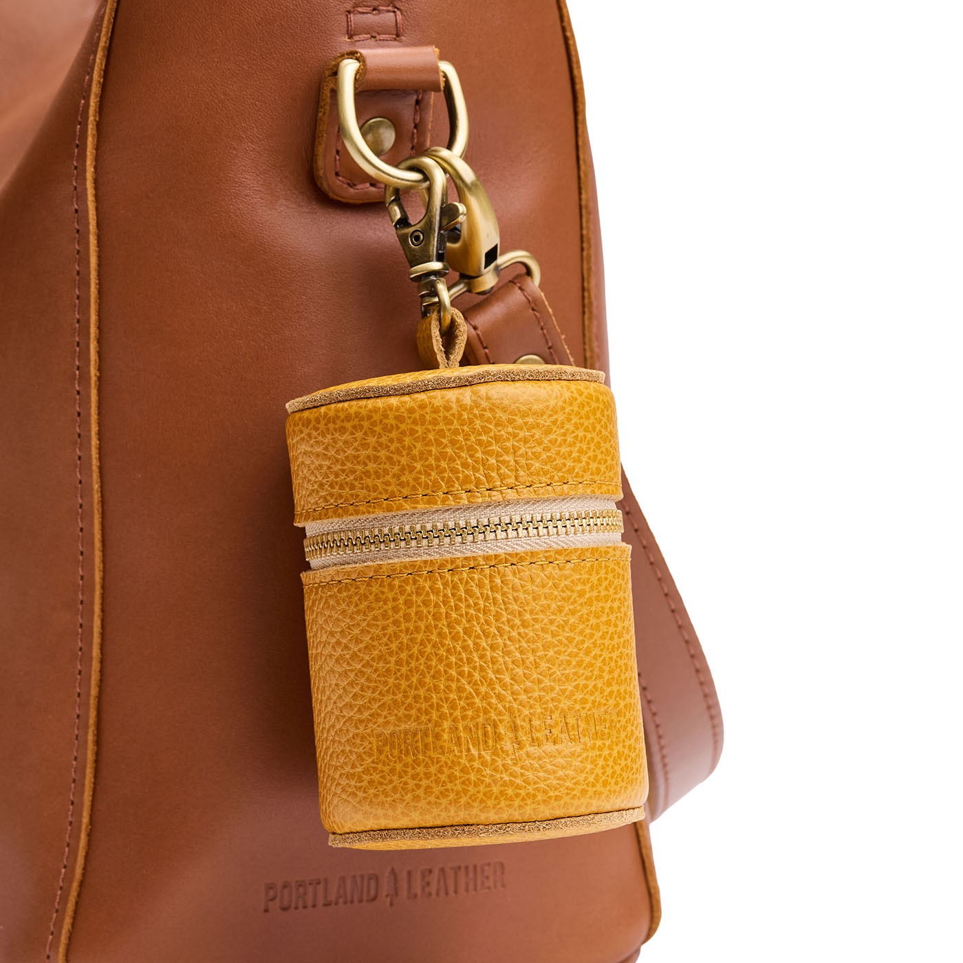 Rollie Pouch